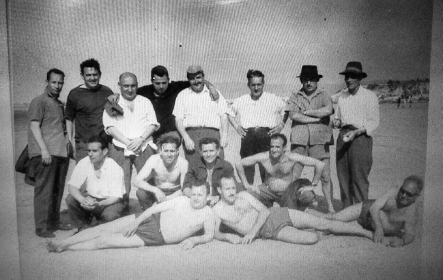 1959 - En la playa de Razo